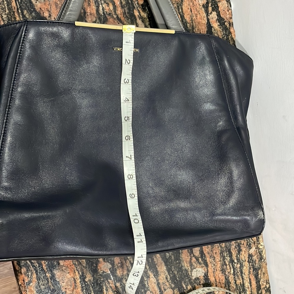 Vincis Bench Leather hand bag original. Standard size. Used . Condition 9/10 - Picture 11 of 14